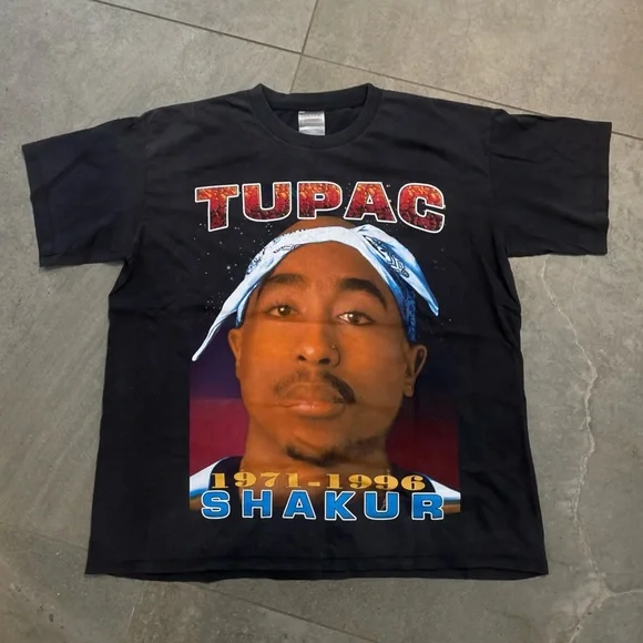 Vintage Tupac Black 1996 size large Tupac Shakur graphic tee #90s #rap - Picture 2 of 7